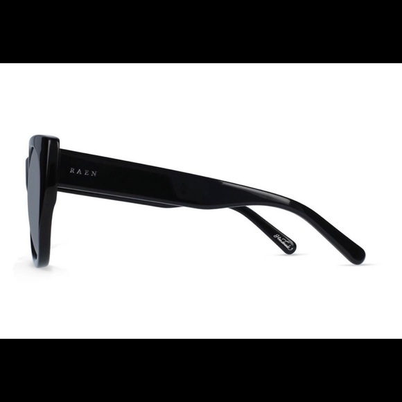 ⭐️RAEN Durante Chunky Cat-Eye Sunglasses⭐️ - Picture 2 of 7